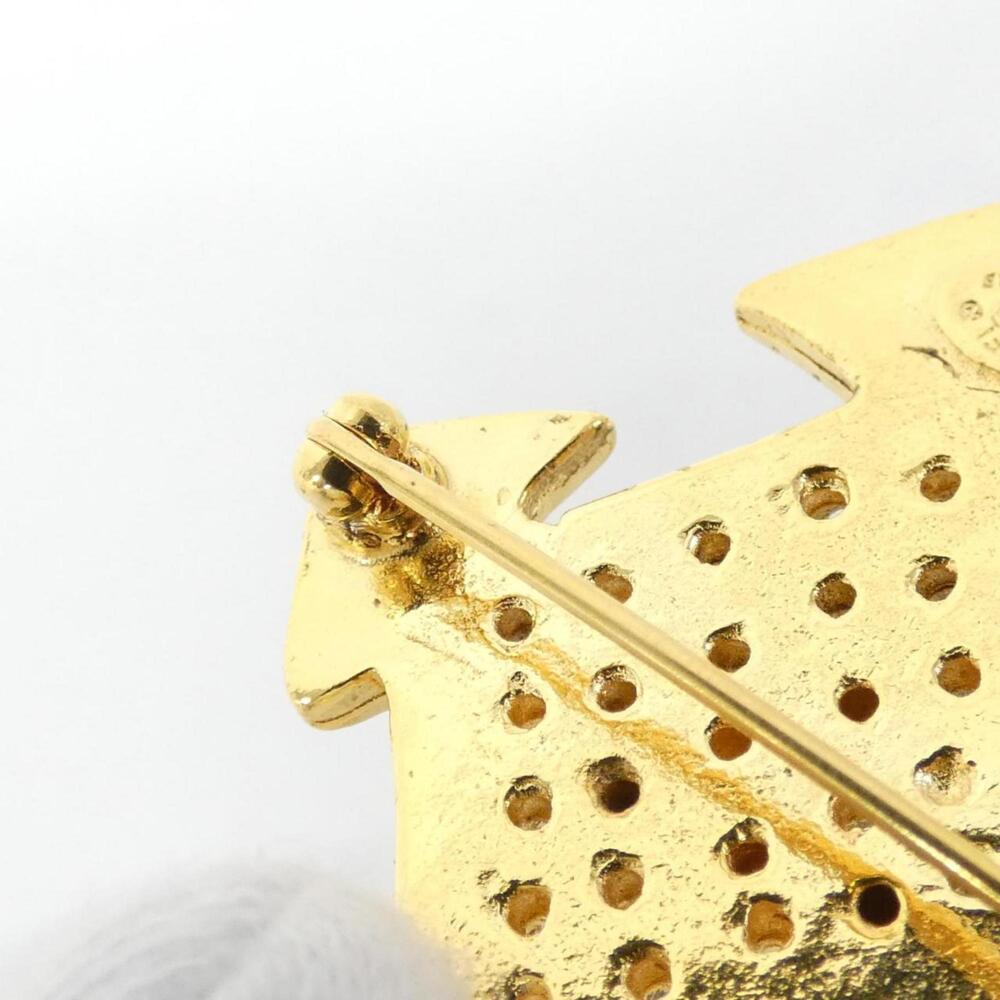 CHANEL Authentic Gold Brooch - Picture 4 of 6